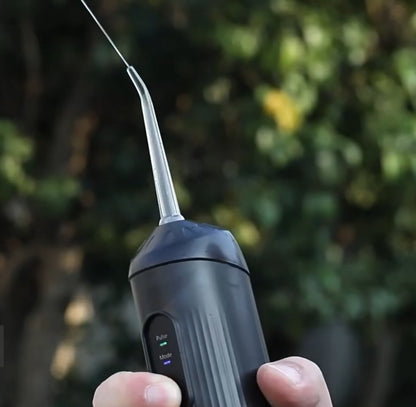 Jet Dentaire Rechargeable pour un Sourire Éclatant + E-book exclusif offert